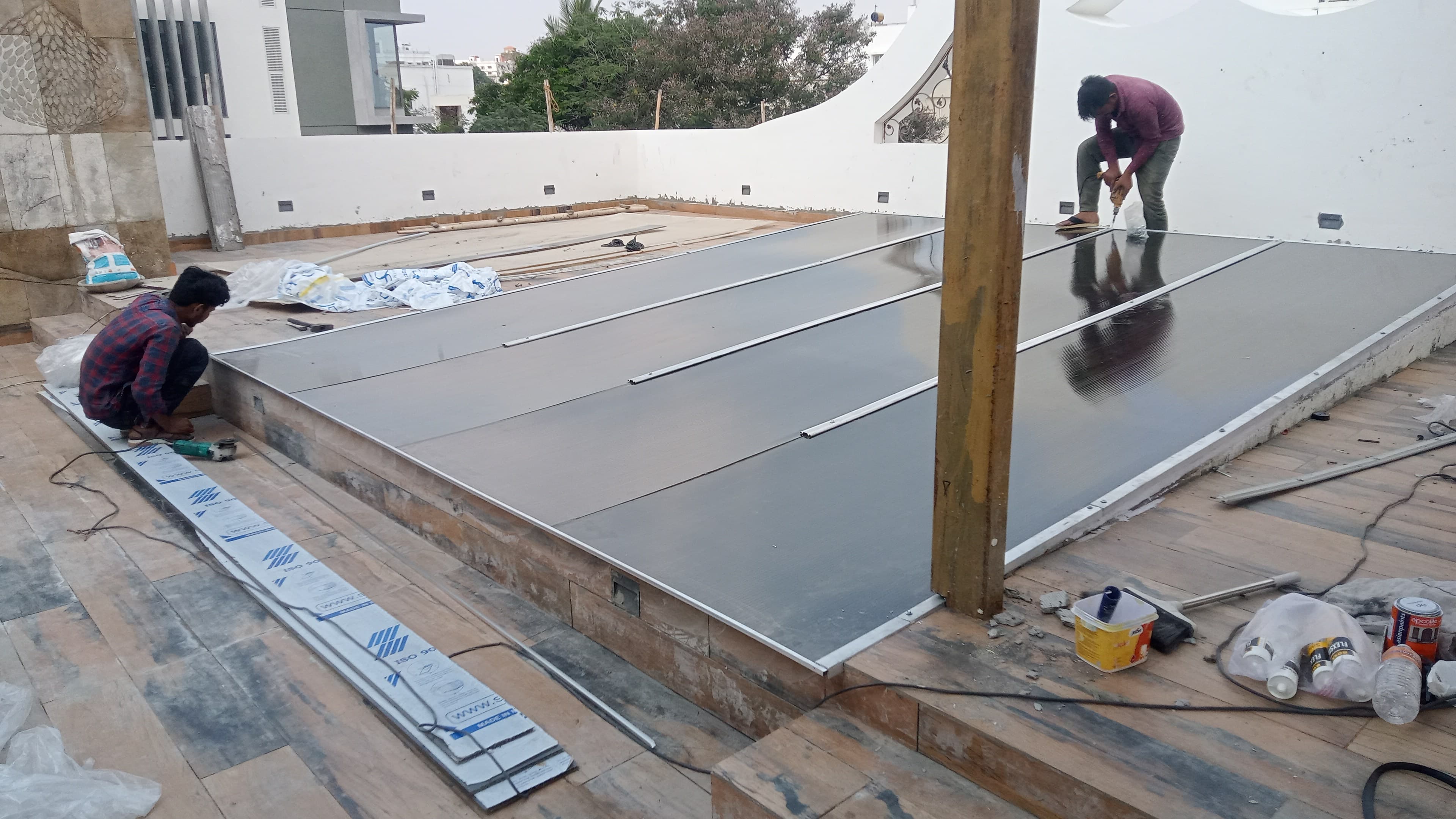 Polycarbonate Sheds - Image 2